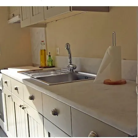 Sunny Guesthouses Apartmán *