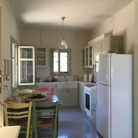 Sunny Guesthouses Apartmán Ambelas
